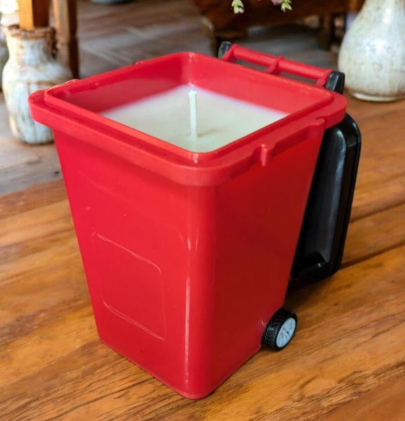 Aura 16 oz Dumpster Fire Candle | Funny Soy Wax Candle | Novelty Gift | Humorous Gift Idea | Gag Gift for Friends or Coworkers